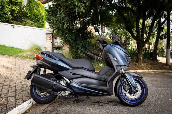 YAMAHA XMAX ABS 